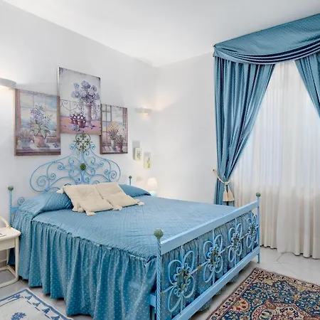 Sara Villa Arzachena